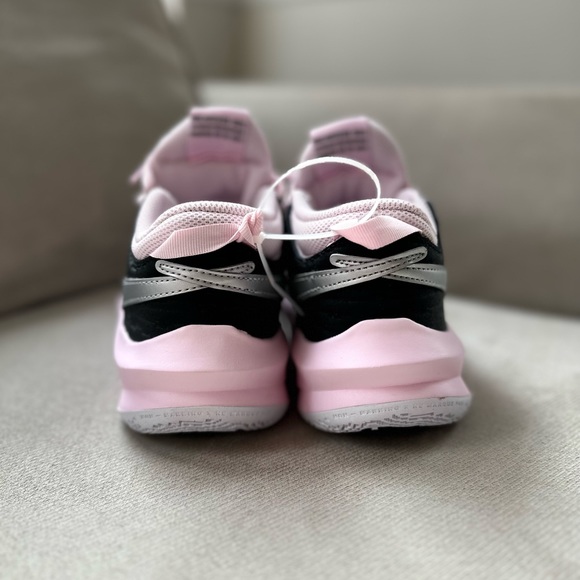 Nike Team Hustle DX - SU21 sz 7 - Picture 4 of 7